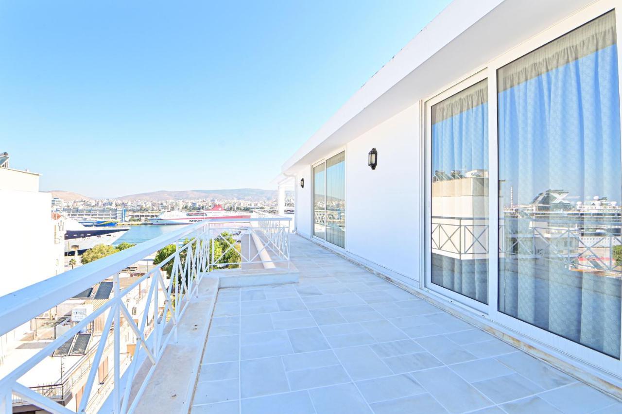 Charming Apartment With A Sea View Terrace Пирей Экстерьер фото